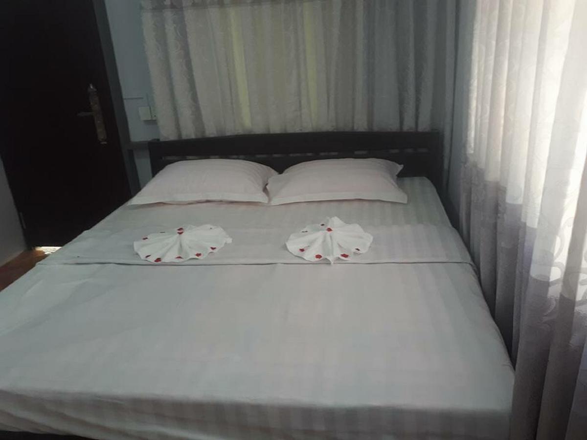 Breeze Guest House Maulmyine Exterior photo